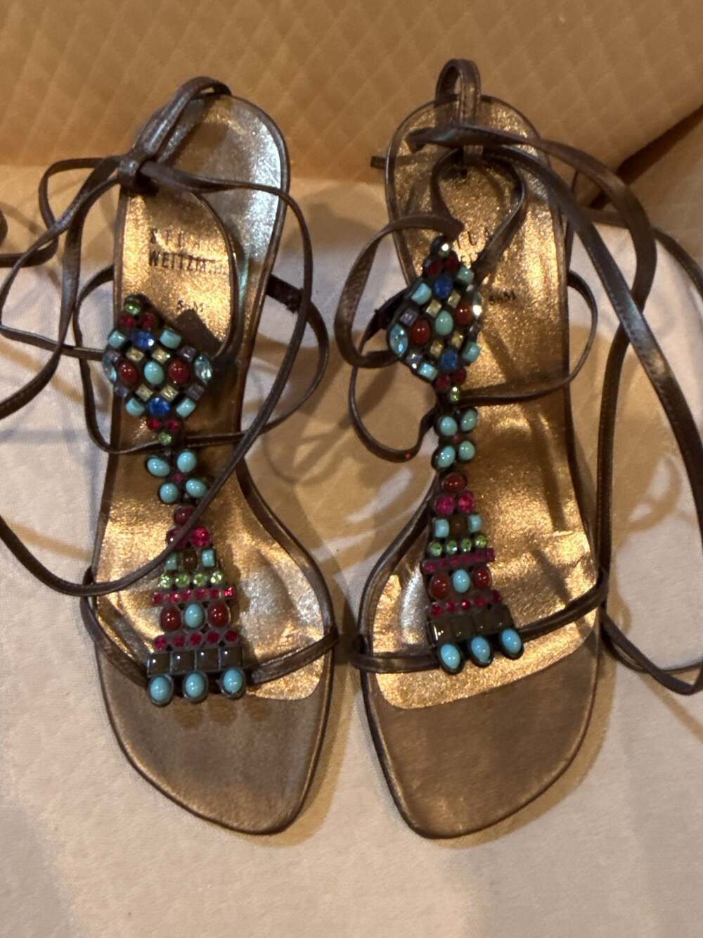 Stuart Weitzman Bronze & Crystal Gemstone Wrap Around Gladiator Sandal Sz 5.5M